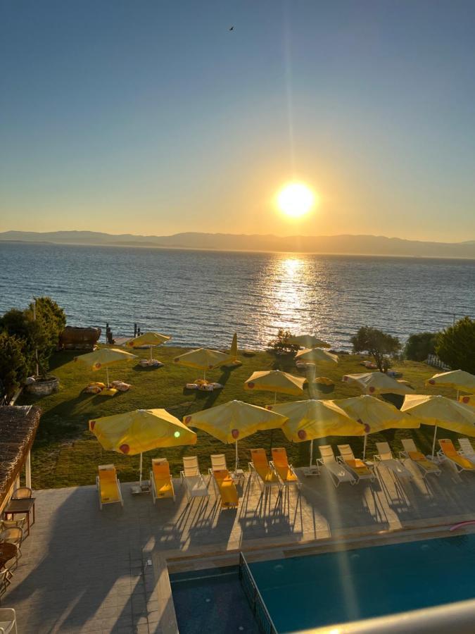 Life Point Hotel Çeşme Extérieur photo